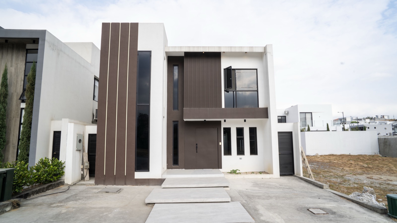 Vivienda entregada en El Condado Vicolinci · Moreal